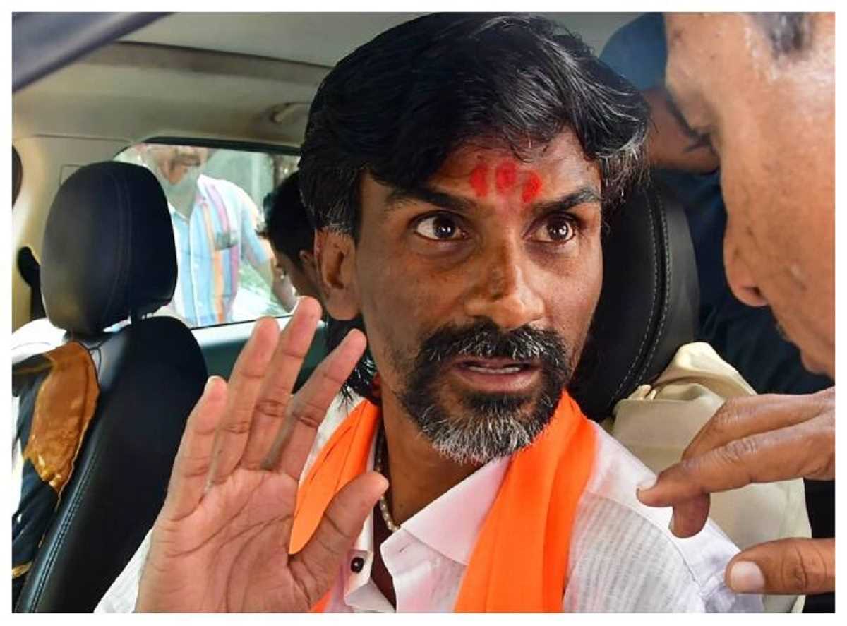 मराठा आरक्षण आंदोलनकारी मनोज जरांगे ने सरकार को दी चेतावनी मराठा आरक्षण आंदोलनकारी मनोज जरांगे ने सरकार को दी चेतावनी